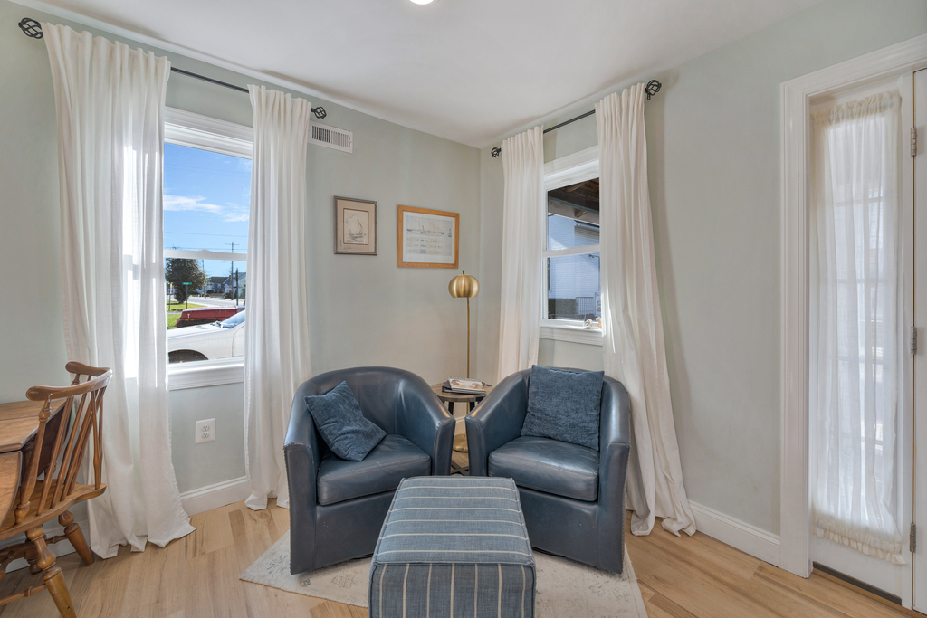 A great place to curl up with a good book.