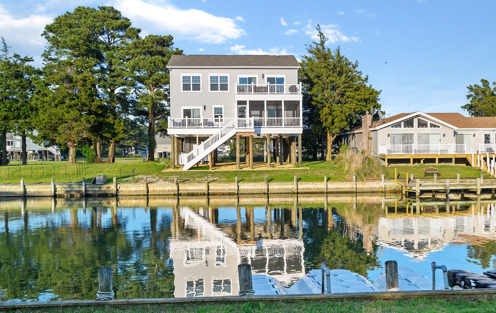 This fabulous Home sleeps 10 in 5 Bedrooms