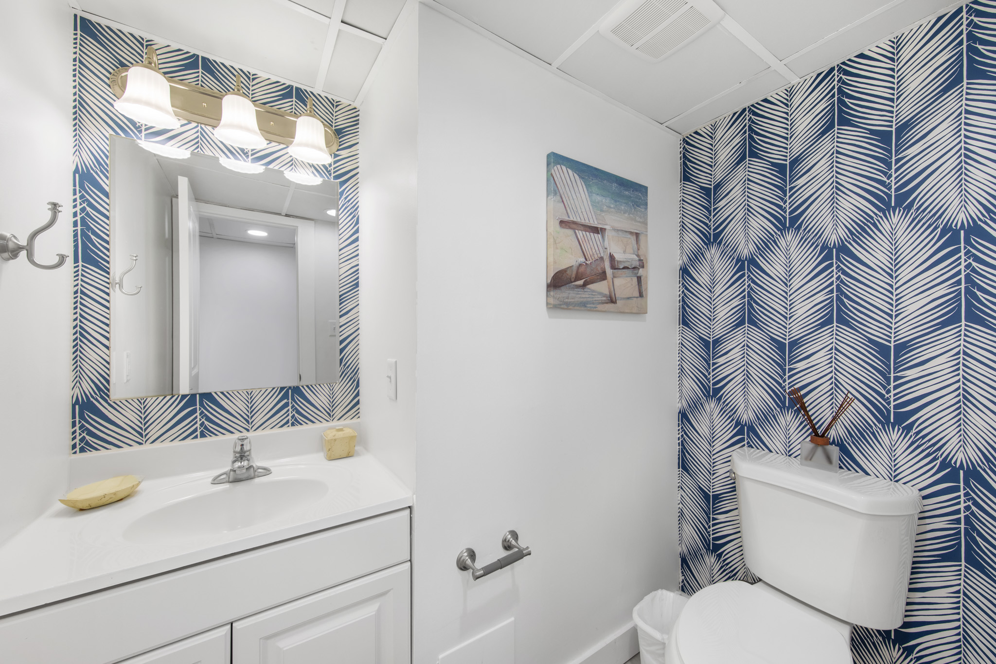 Half Bath perfect for freshening up after your beach days!
