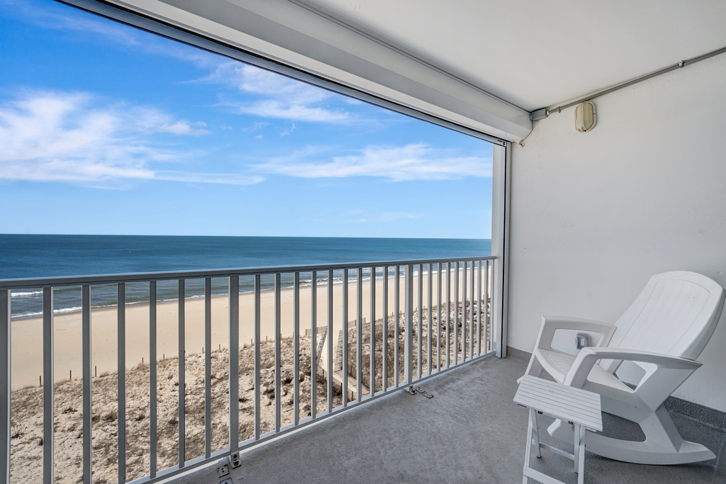 Just steps from the water's Edge!