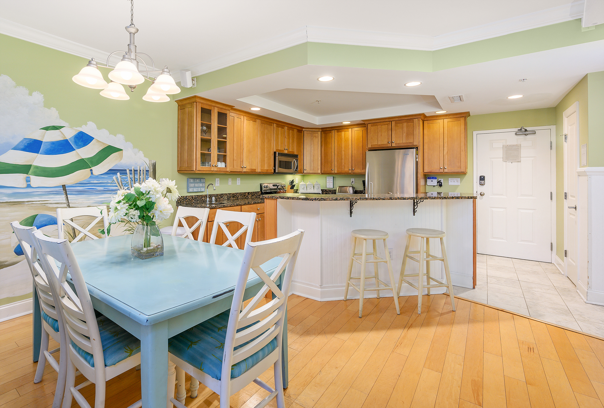 With plenty of seating, the Dining Area is the perfect space to tell stories about your day!