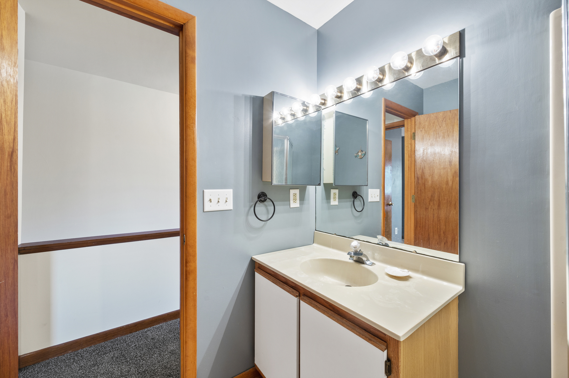 Full Bath 2 is upstairs shared between the Bedrooms.