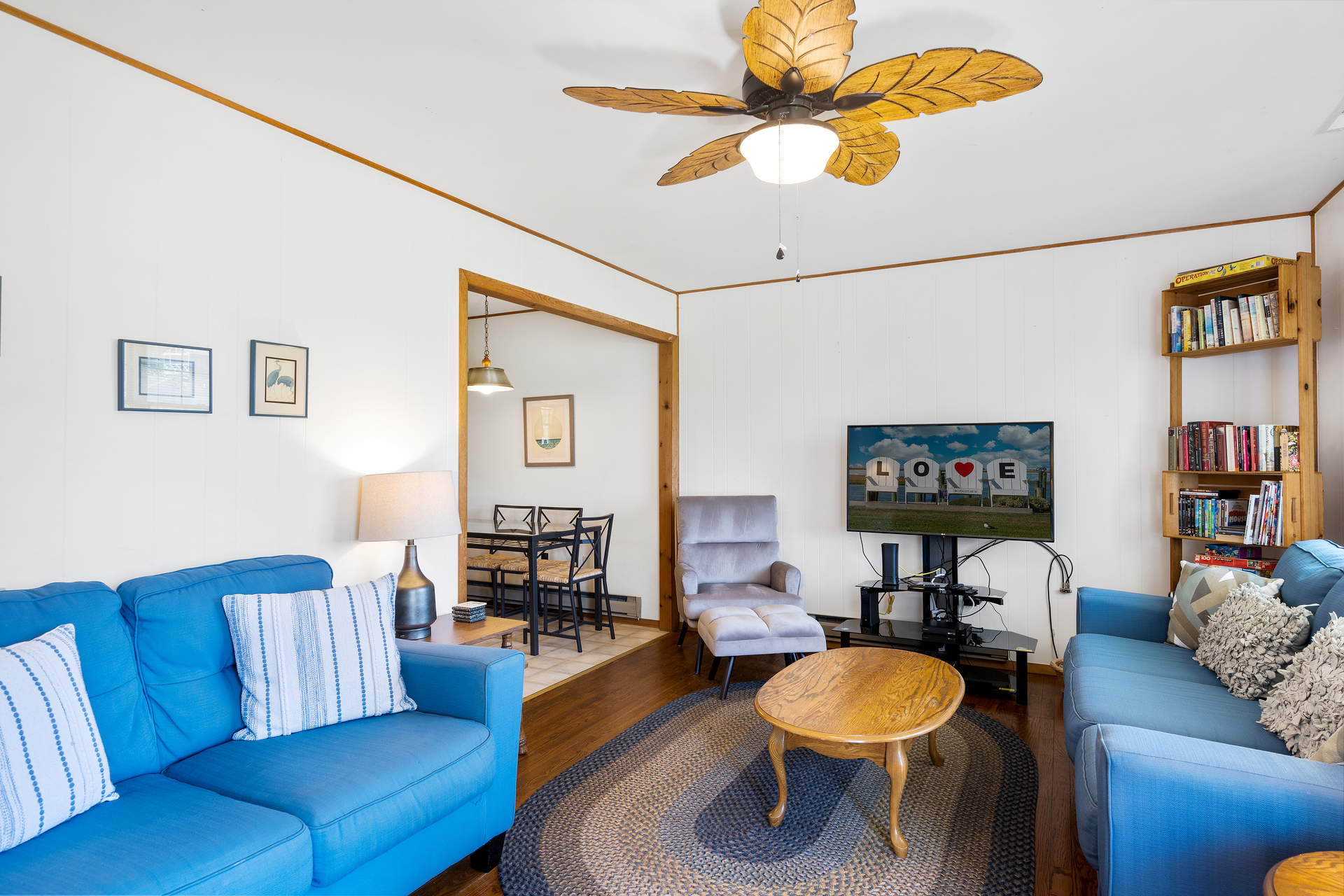 This gorgeous Home sleeps 8 in pure comfort.