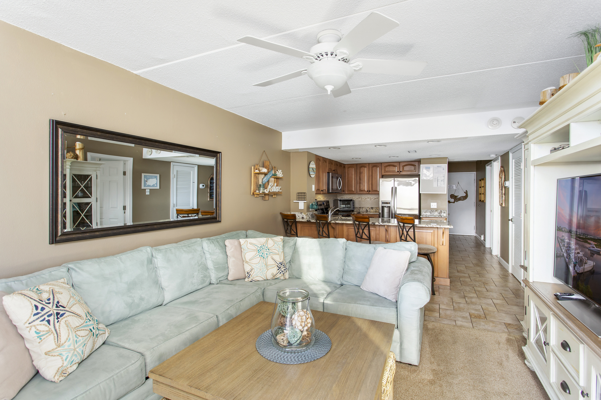 This Beachfront Beauty sleeps 6 Adults and 2 Kids more than comfortably.