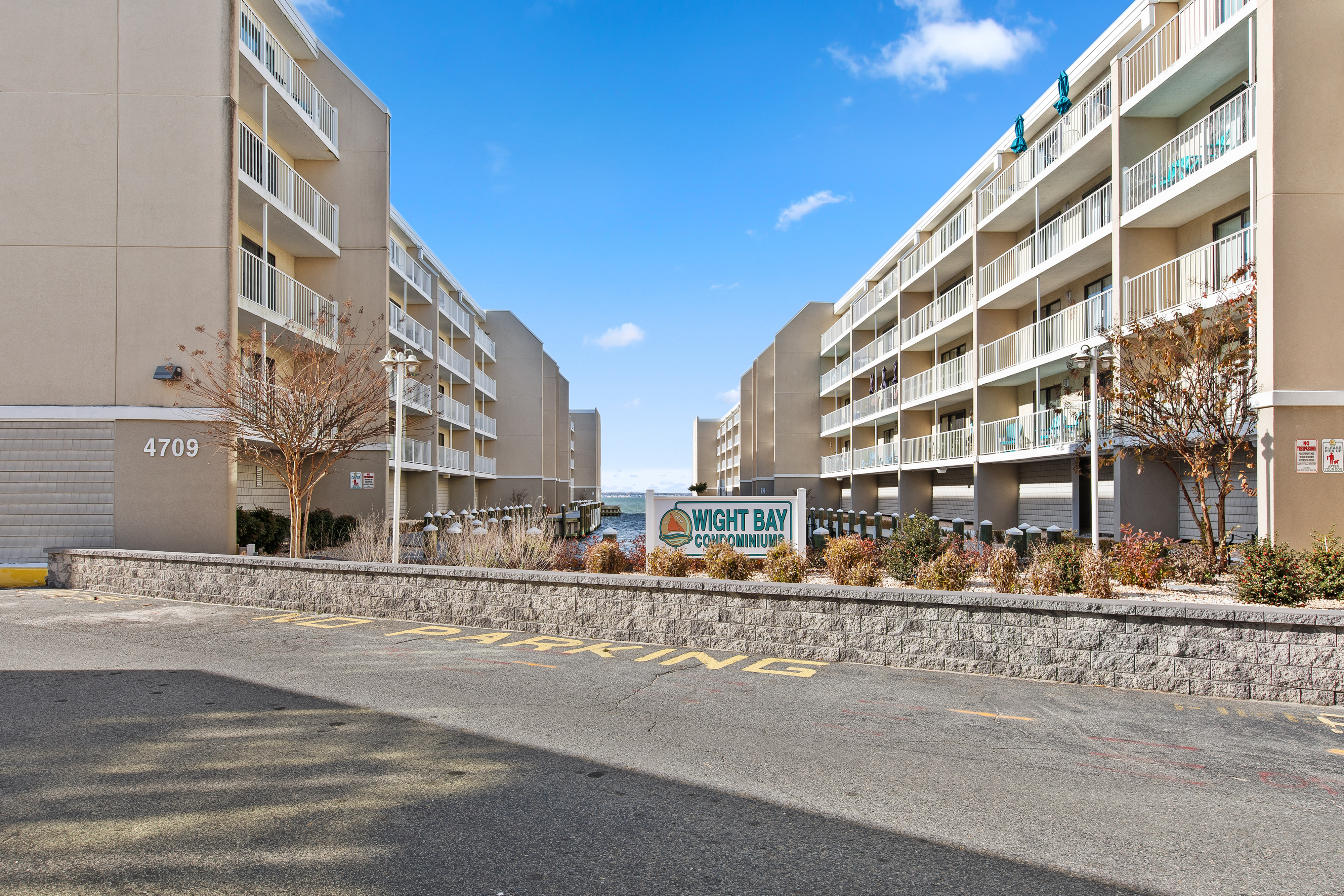 Wight Bay, in the heart of it all!