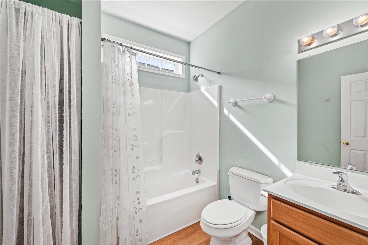 The Full Shared Bath offers a Shower/Tub Combo.
