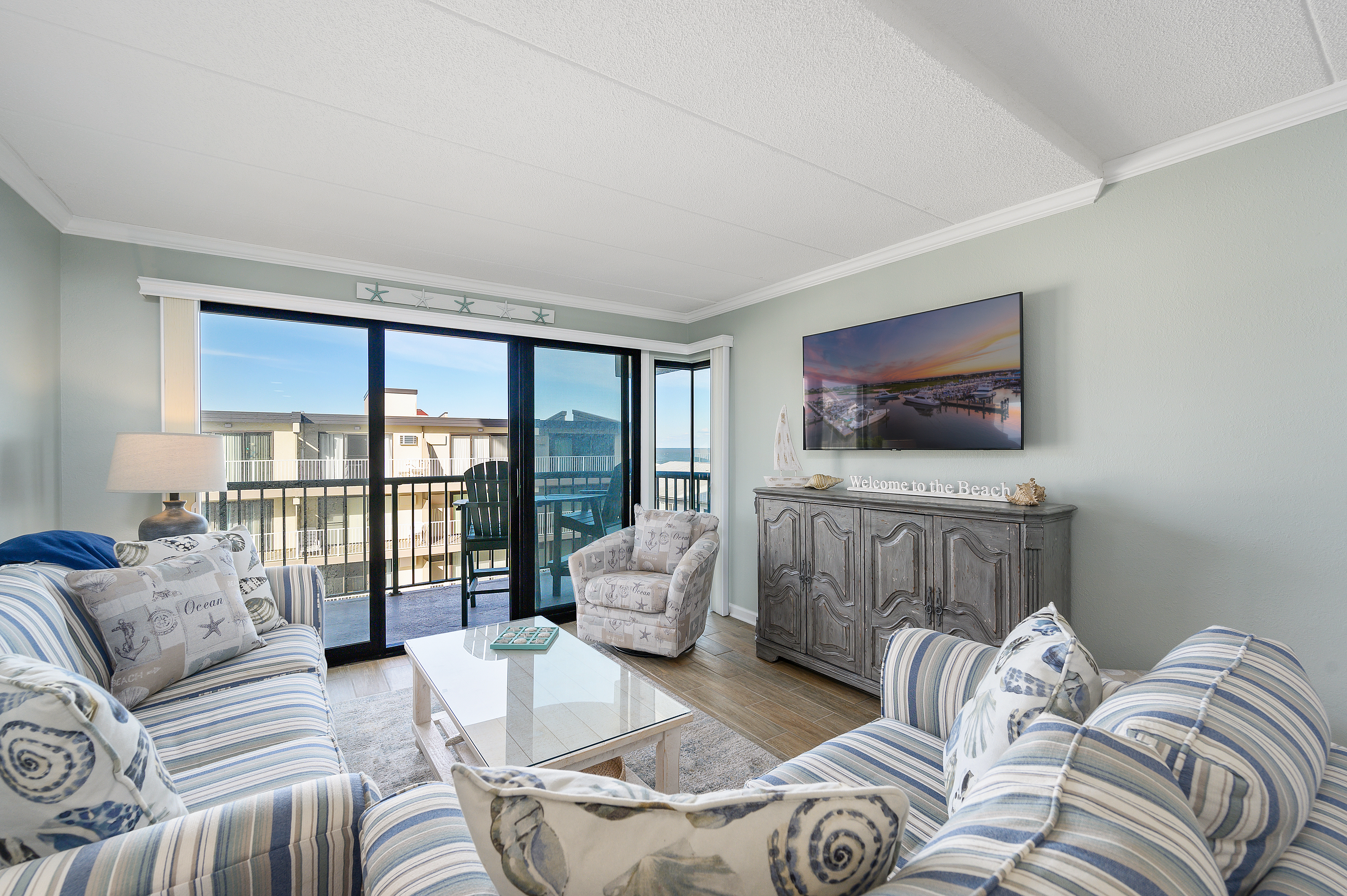 Sit back and enjoy family time in the Air Conditioning with free wifi, a large flat screen tv and plenty of comfortable seating for the whole family