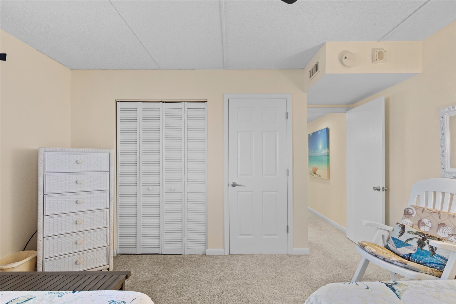 Plenty of drawer and closet space to unpack.