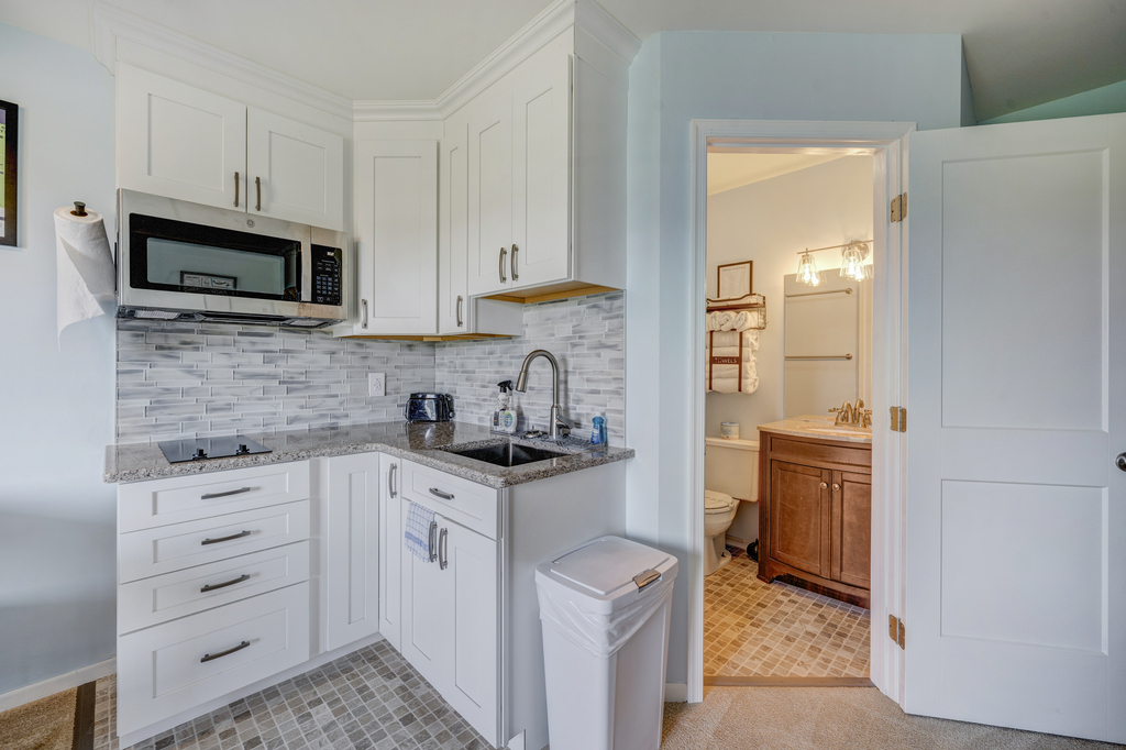 All you need for a quick bite before hitting the Beach.