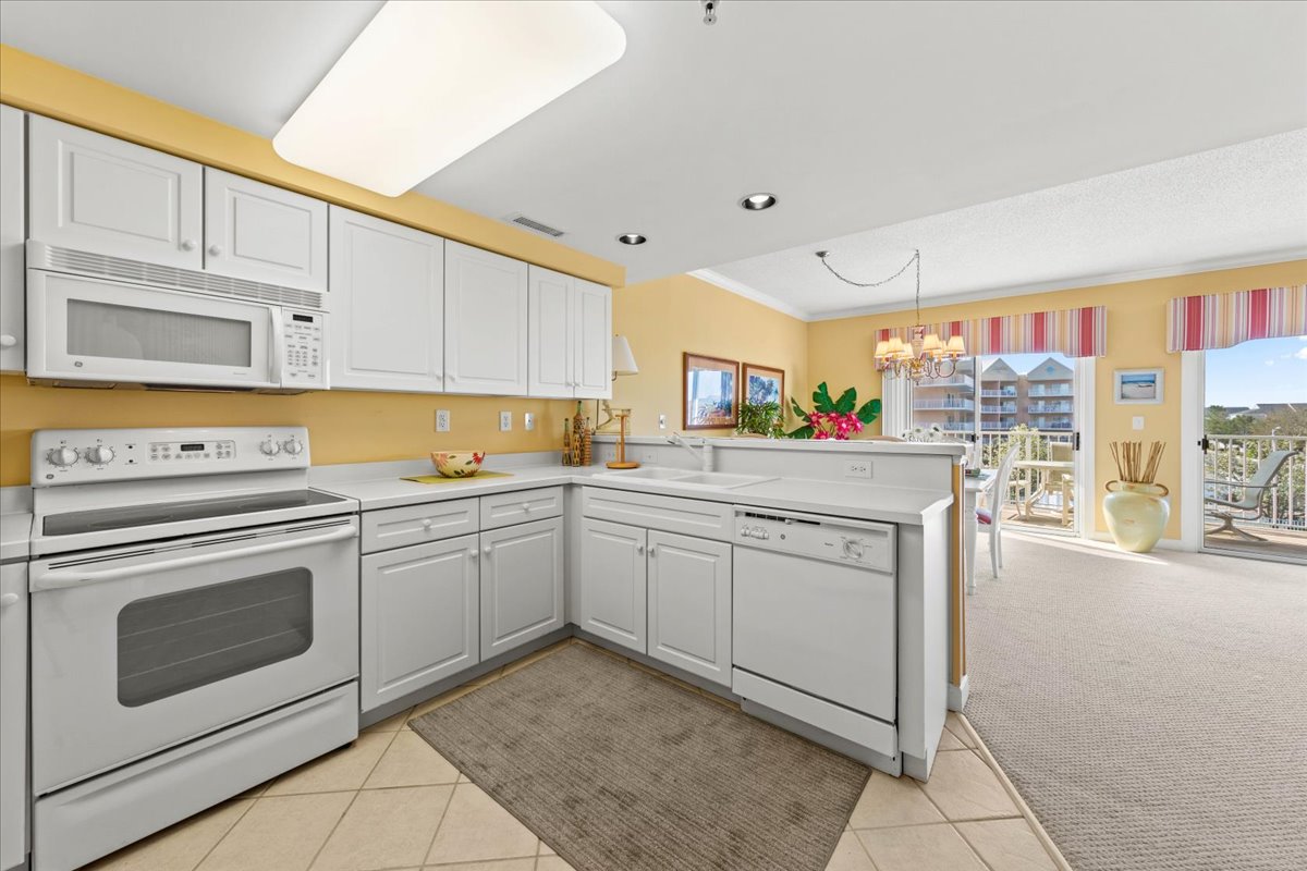 Well-Stocked with everything you'll need to make mealtime a Bay Breeze!