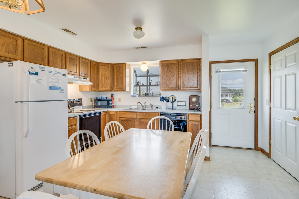 Open Floor Plan allows time together without ever feeling crowded.