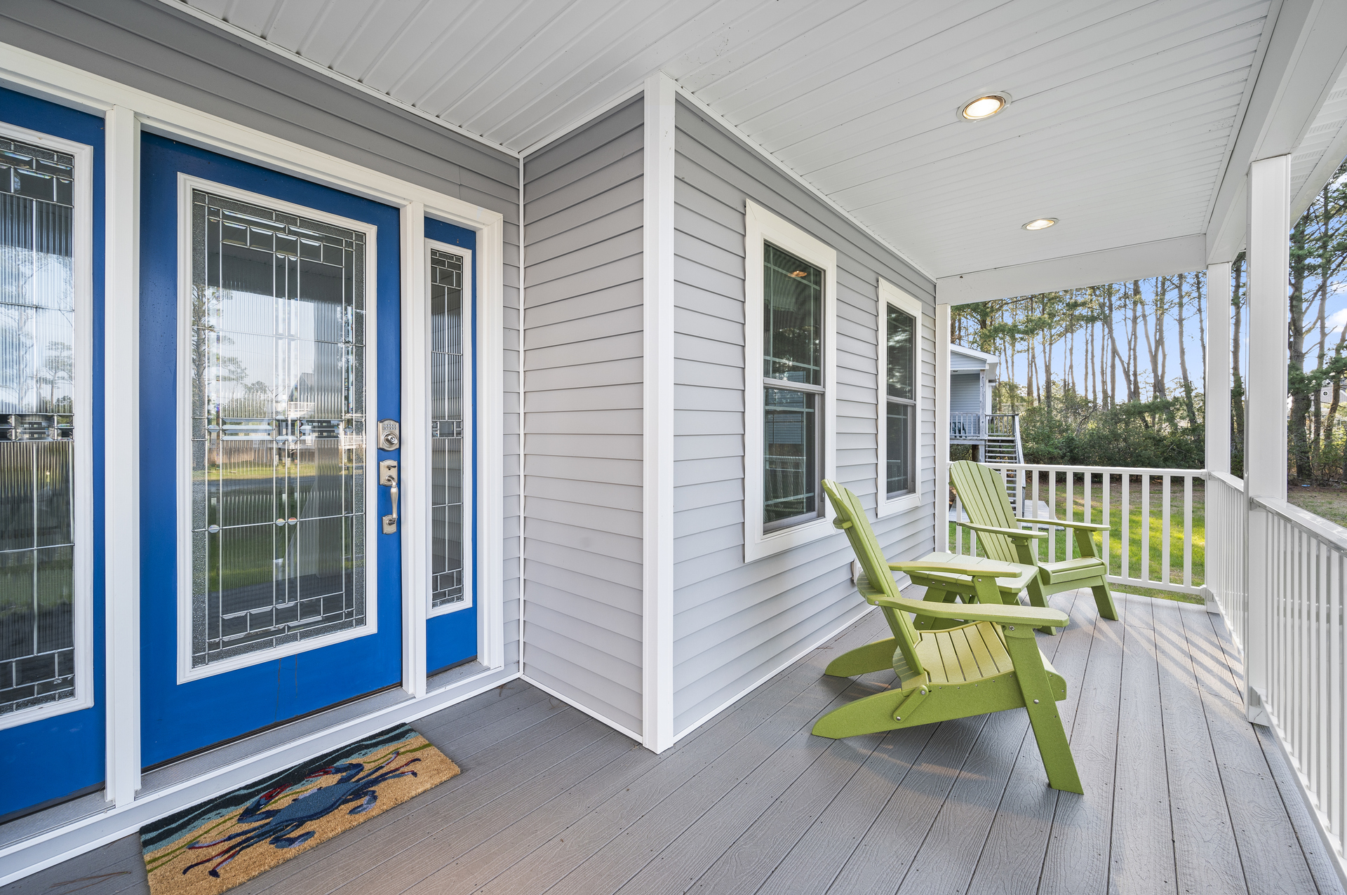 Kick off your Flip Flops and sit a spell....