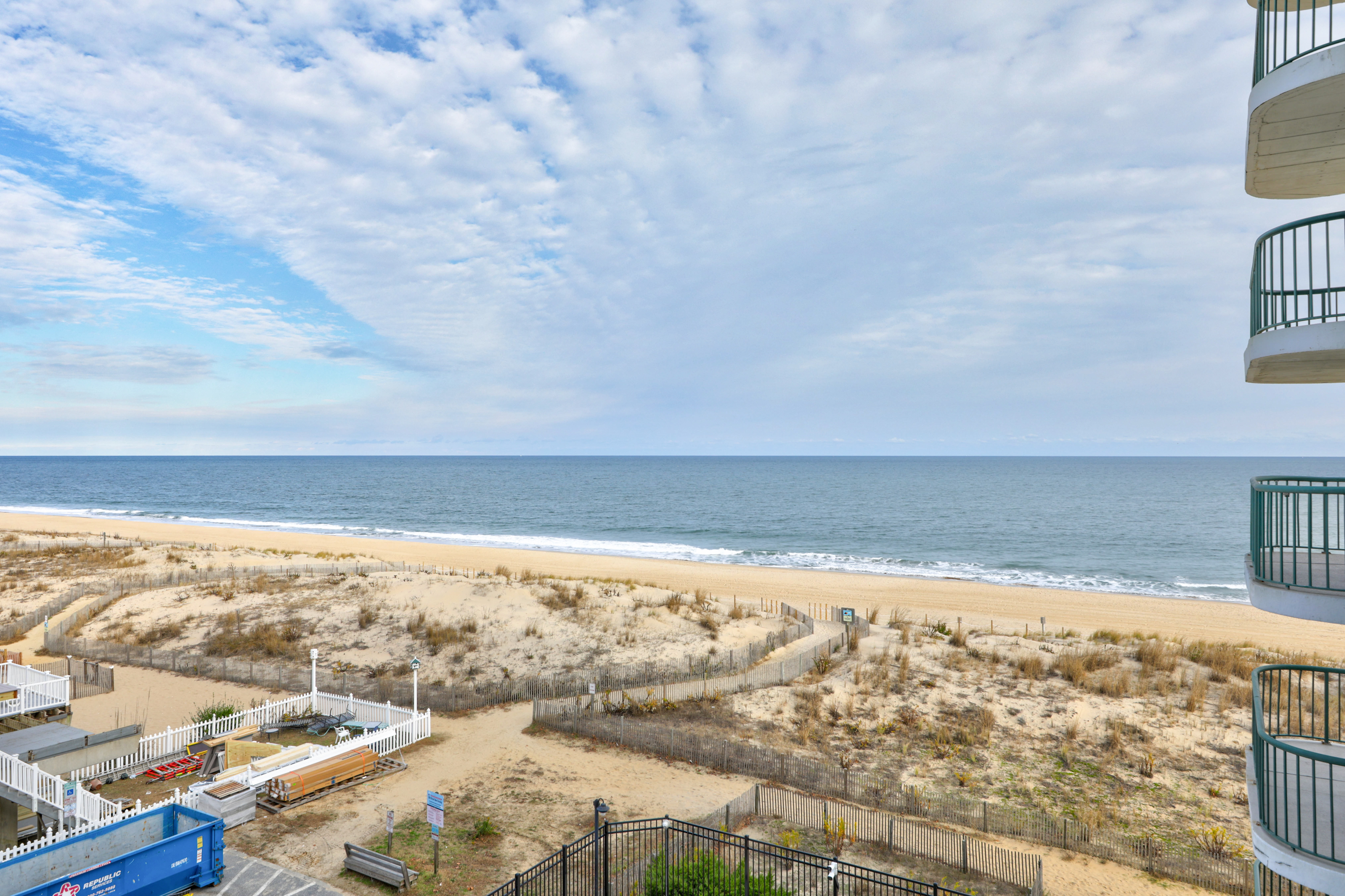 Catch the sunrise over the ocean every morning.