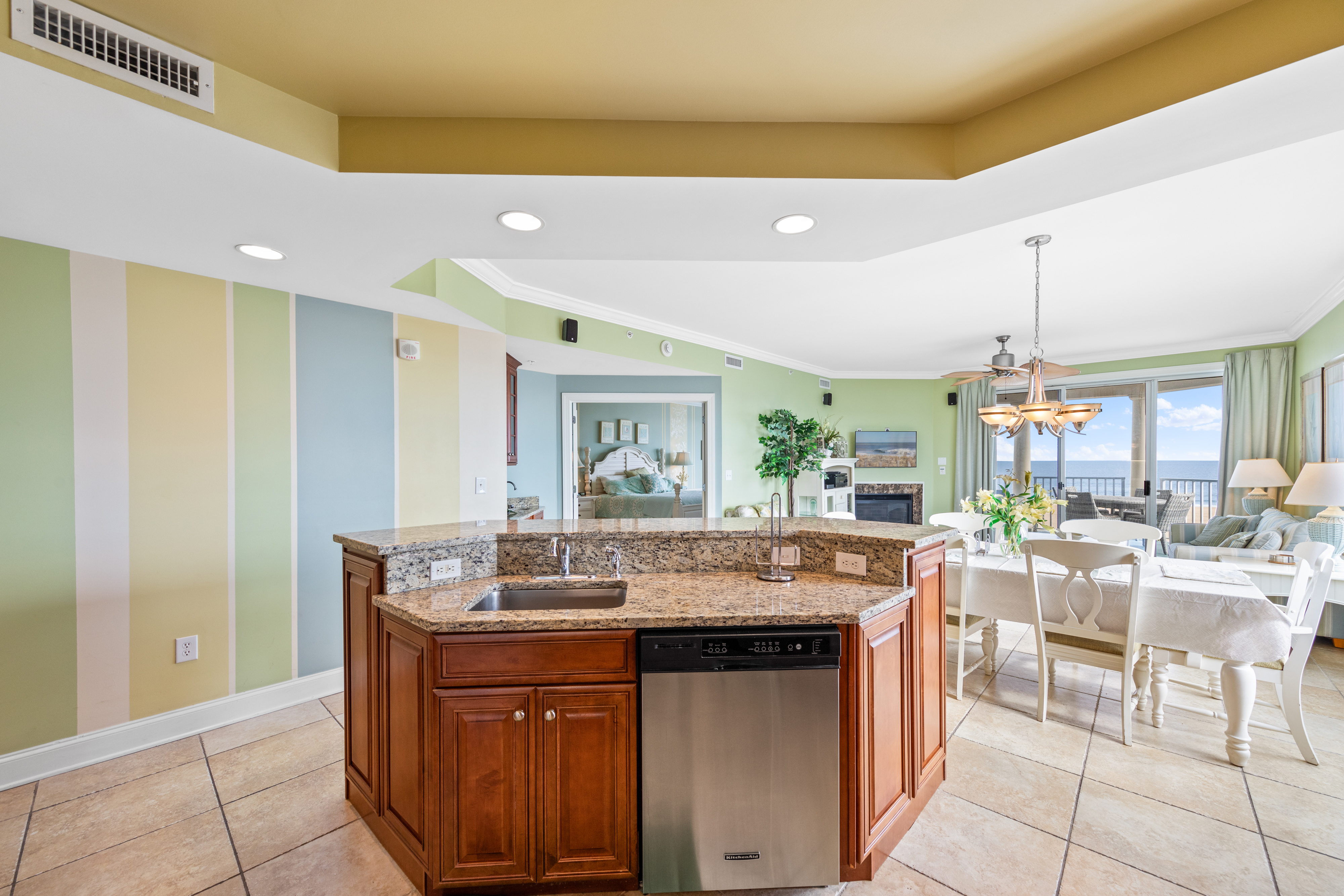 Even with all the Boardwalk food options, this kitchen will still have you wanting to stay in and whip up a great meal.