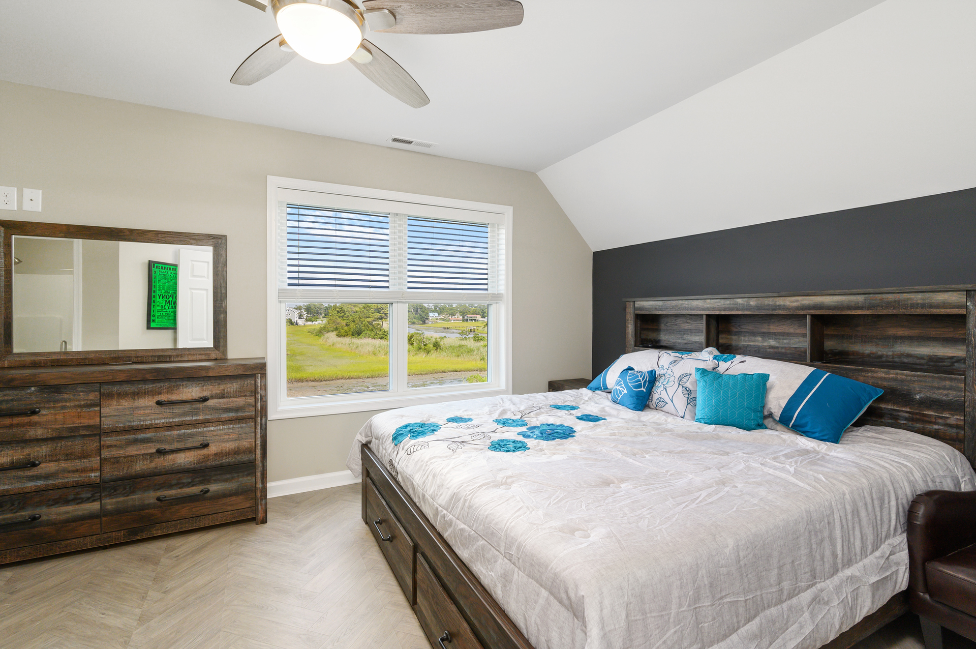 Bedroom 3 also has a comfy King Bed and is a Master!