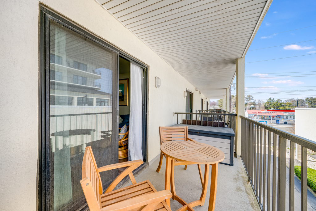 Take in the Sweet & Salty Ocean Breeze!