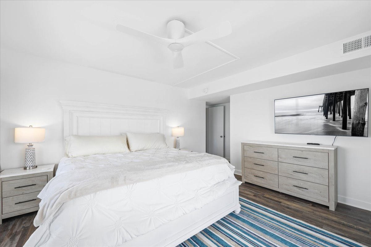 Light, Bright & Beachy - you may never want to leave the bed!