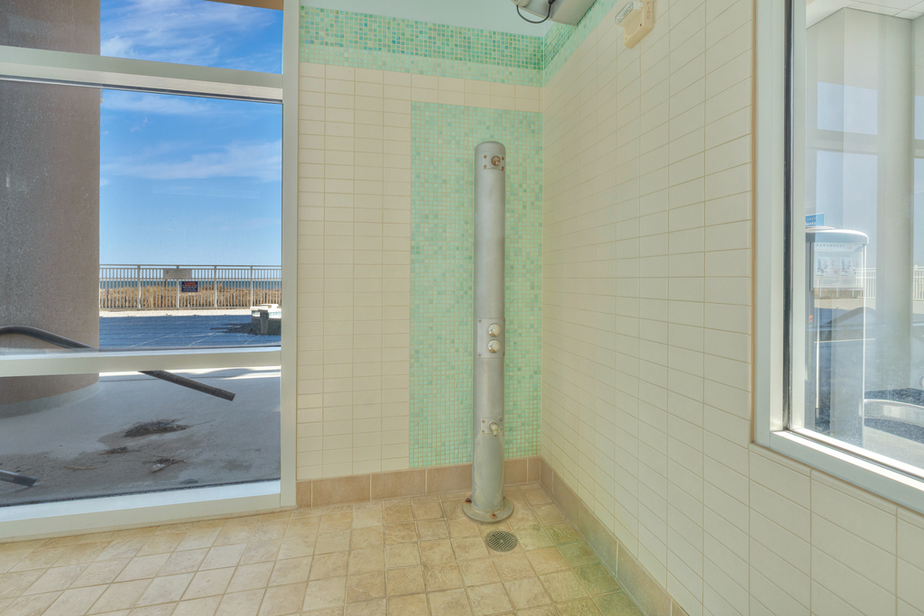 Gateway Grand 1203 | Photo 37