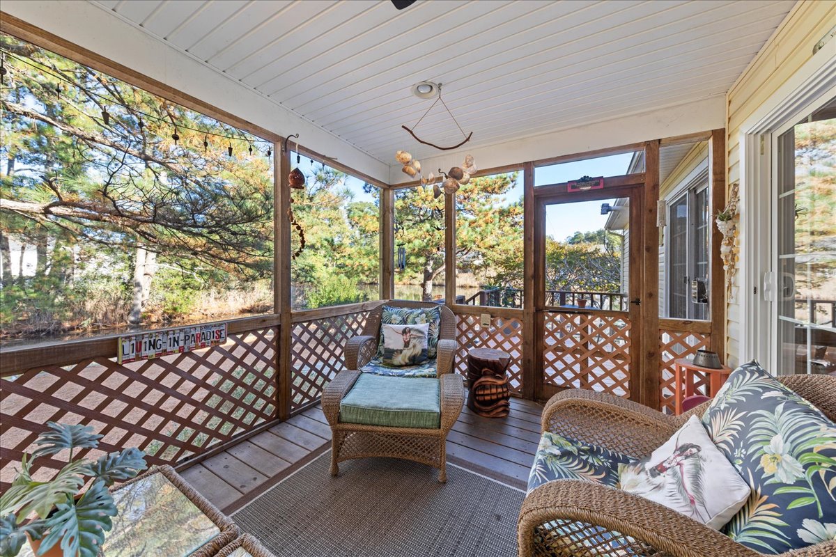 Wait until you see this amazing Waterfront Paradise's Backyard!