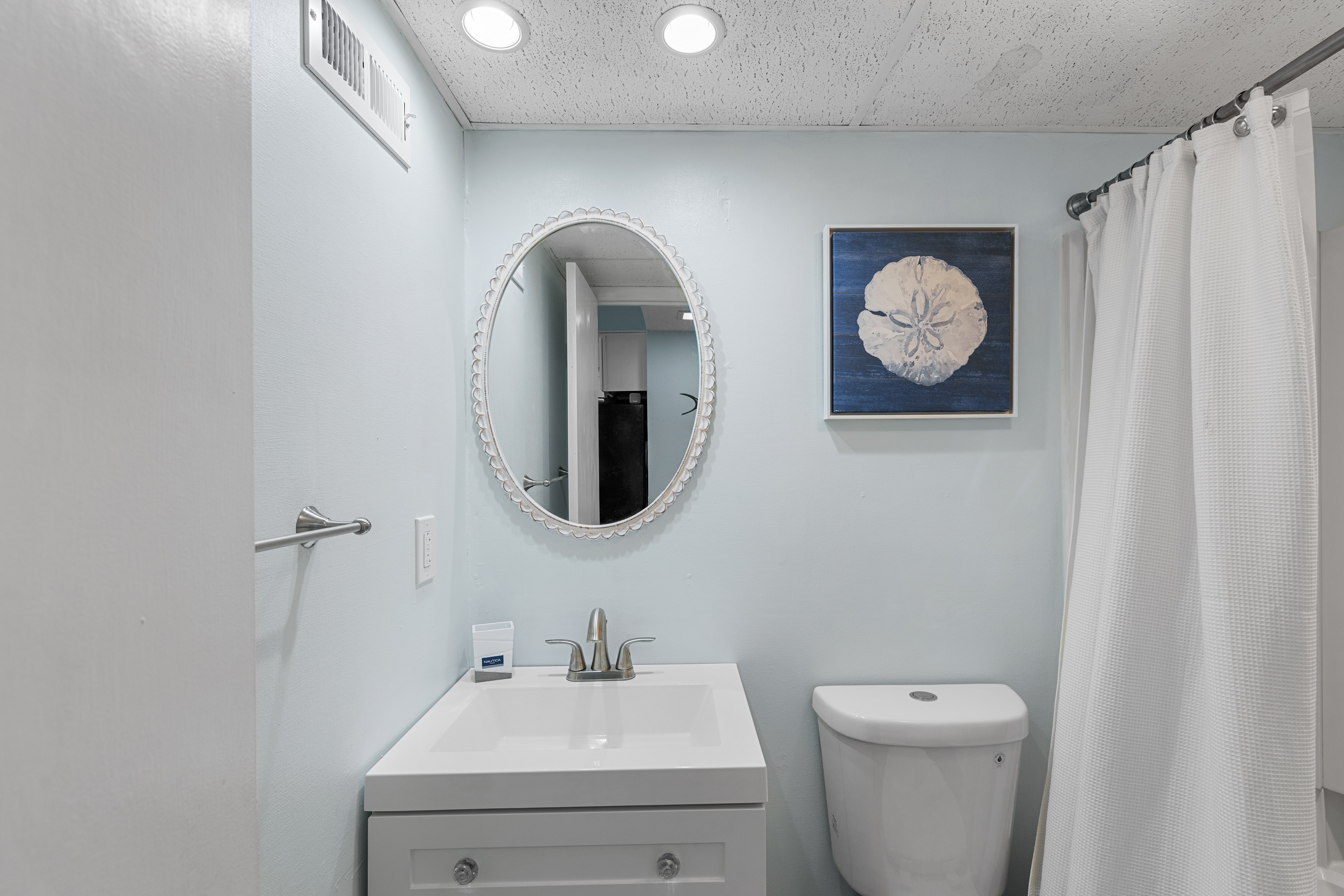 Primary bedroom attached bathroom