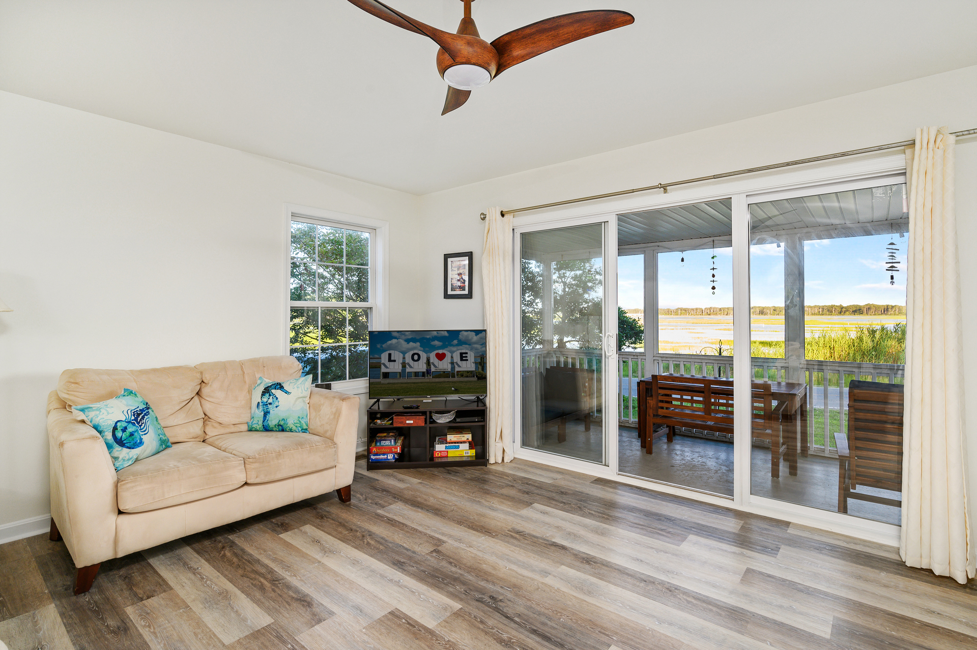 Tucked on the ever-popular East Side of Chincoteague Island.