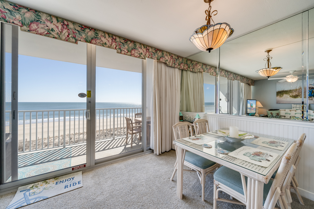 Enjoy a homecooked meal while having breath taking Views!