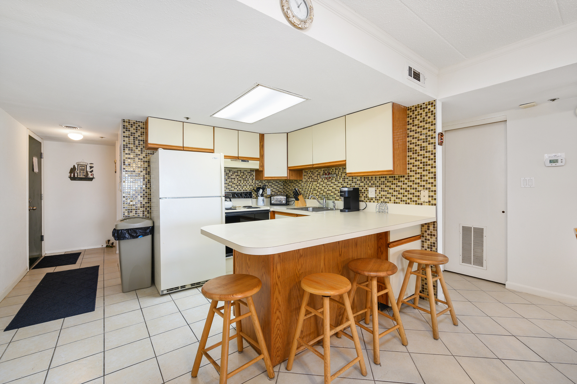 The breakfast bar is a great spot to grab a quick bite before hitting the beach