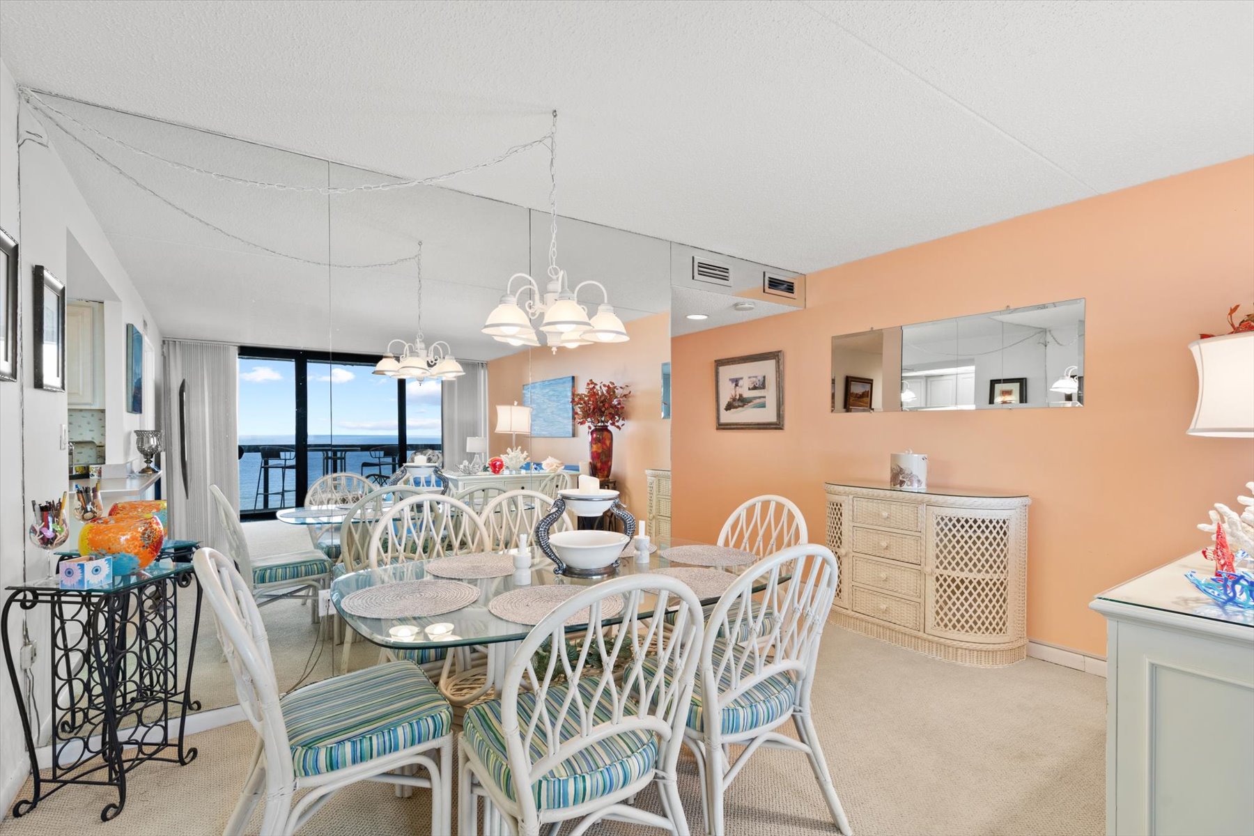 Dining area seats 6.