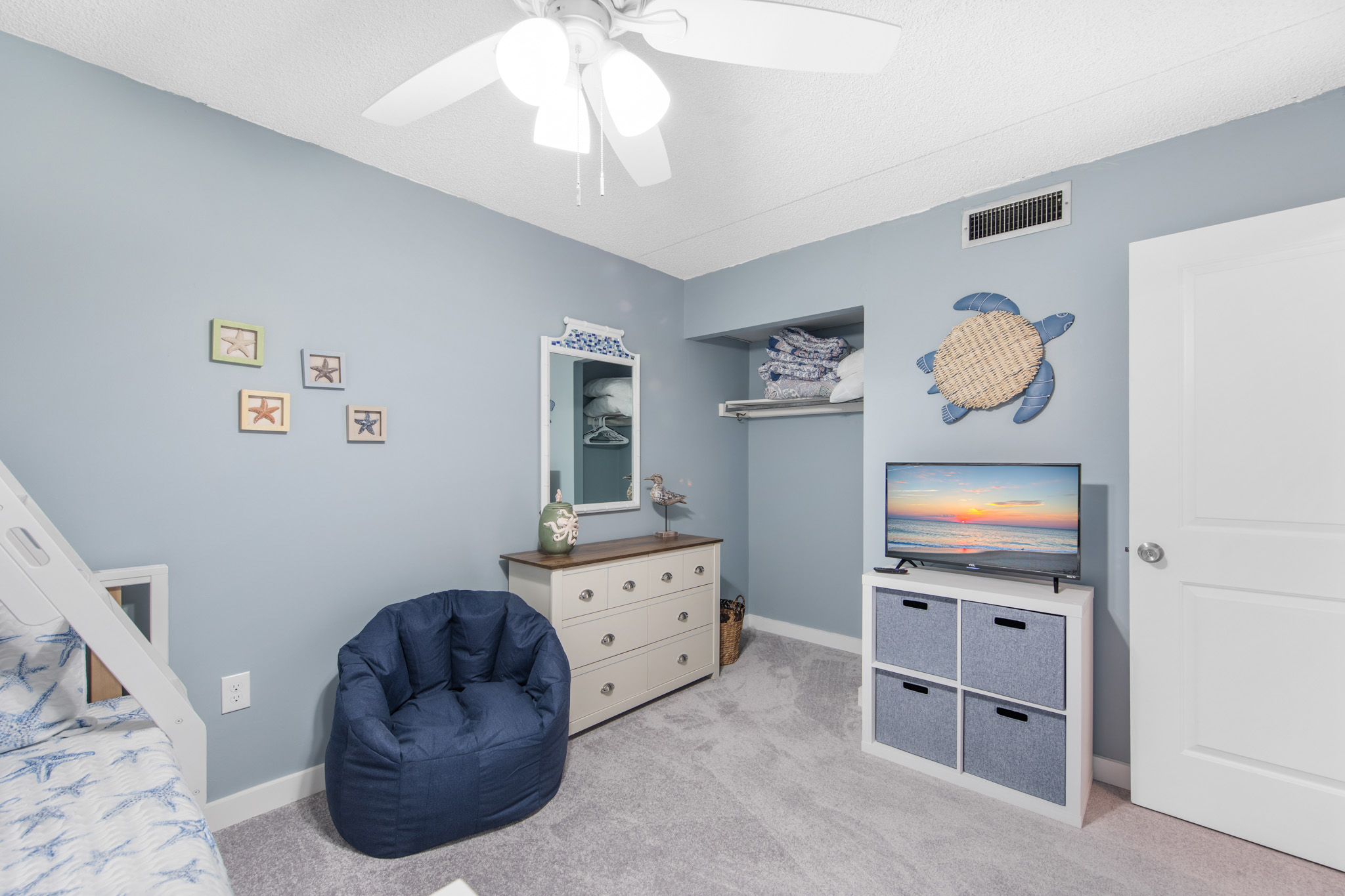 Such a fun Ocean Decor