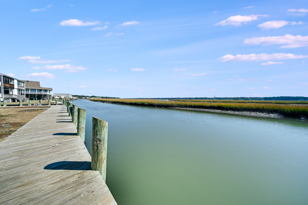 Tucked right on the water's edge on the pristine Assateague Channel!