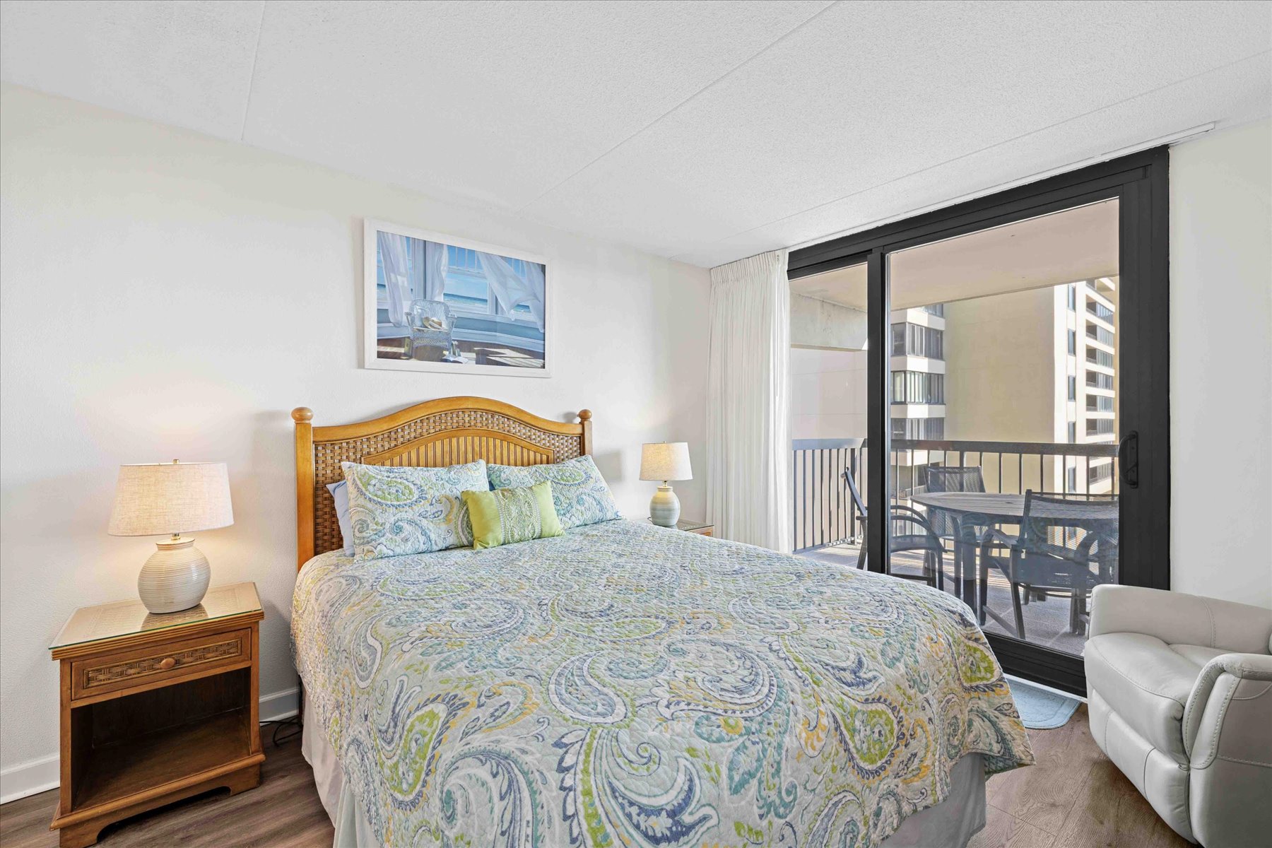 The Primary Bedroom features a Queen sized Bed!