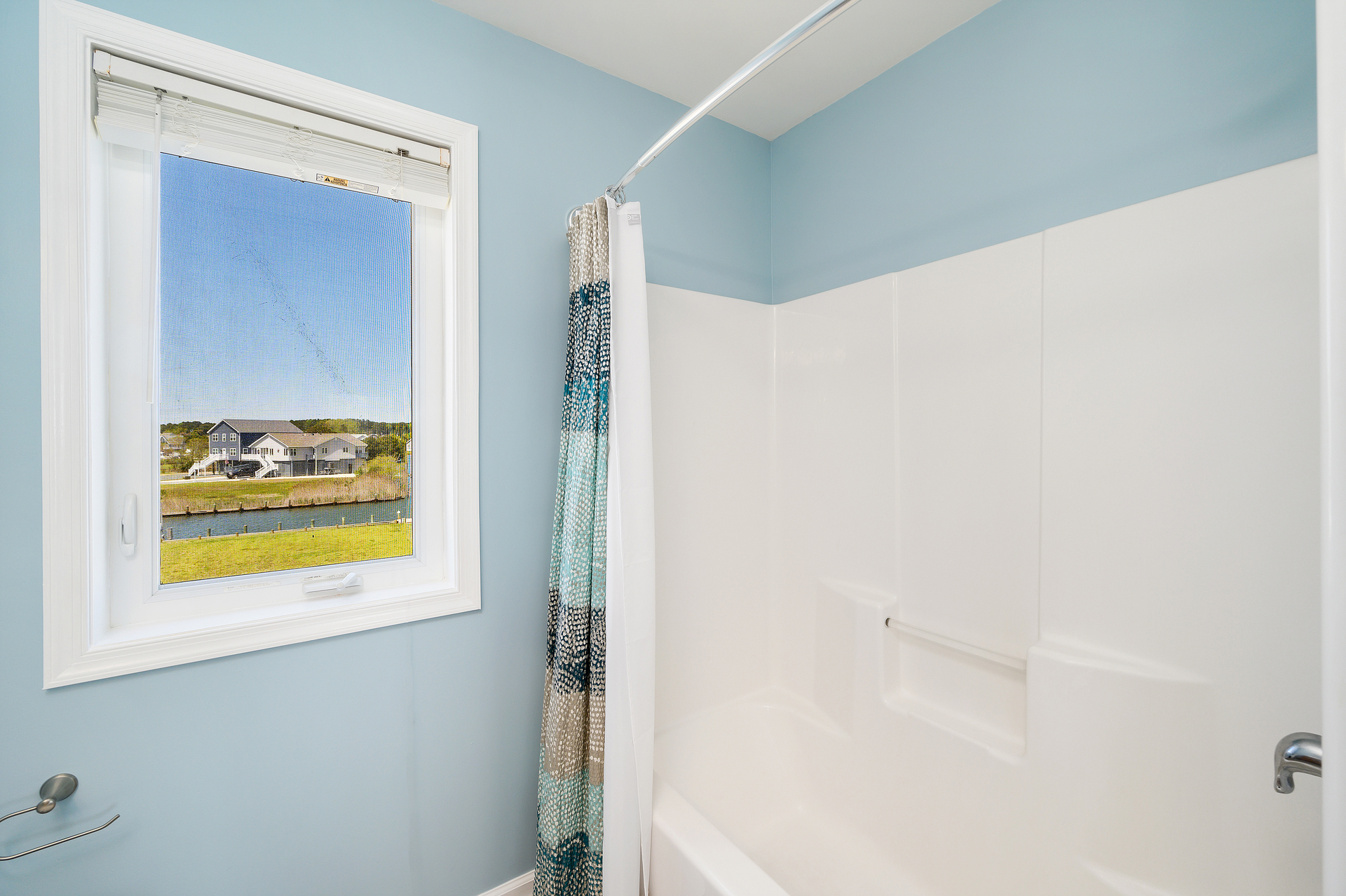 Master Bath has Tub/Shower Combo.