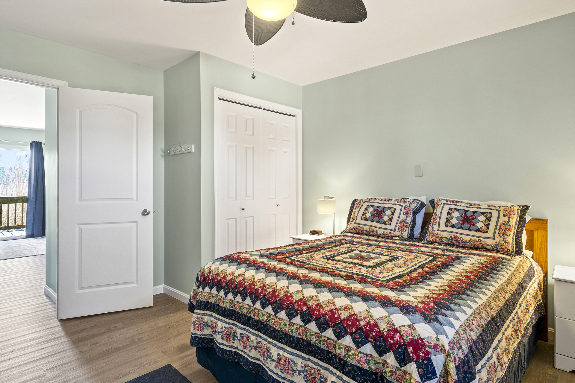 Rent 104 and 105 if traveling with several couples or kids!