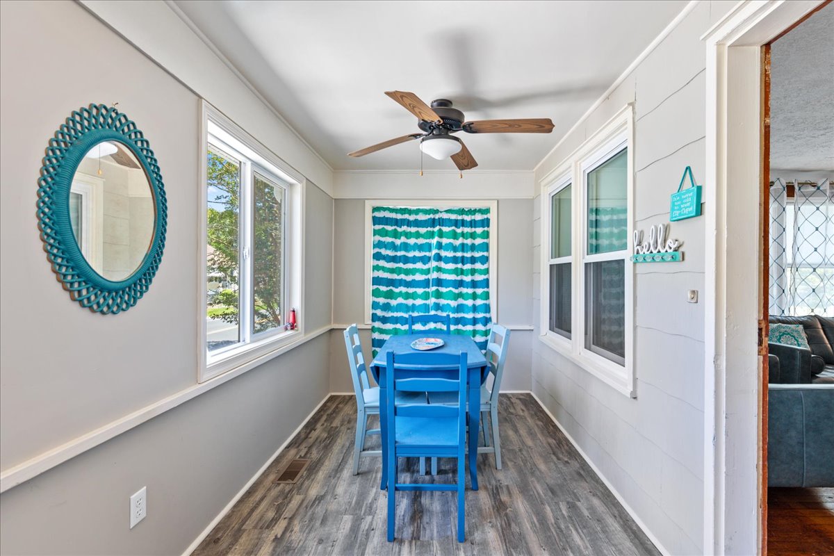 The Dining Nook in the Sunroom is perfect for a quick bite before hitting the Beach.