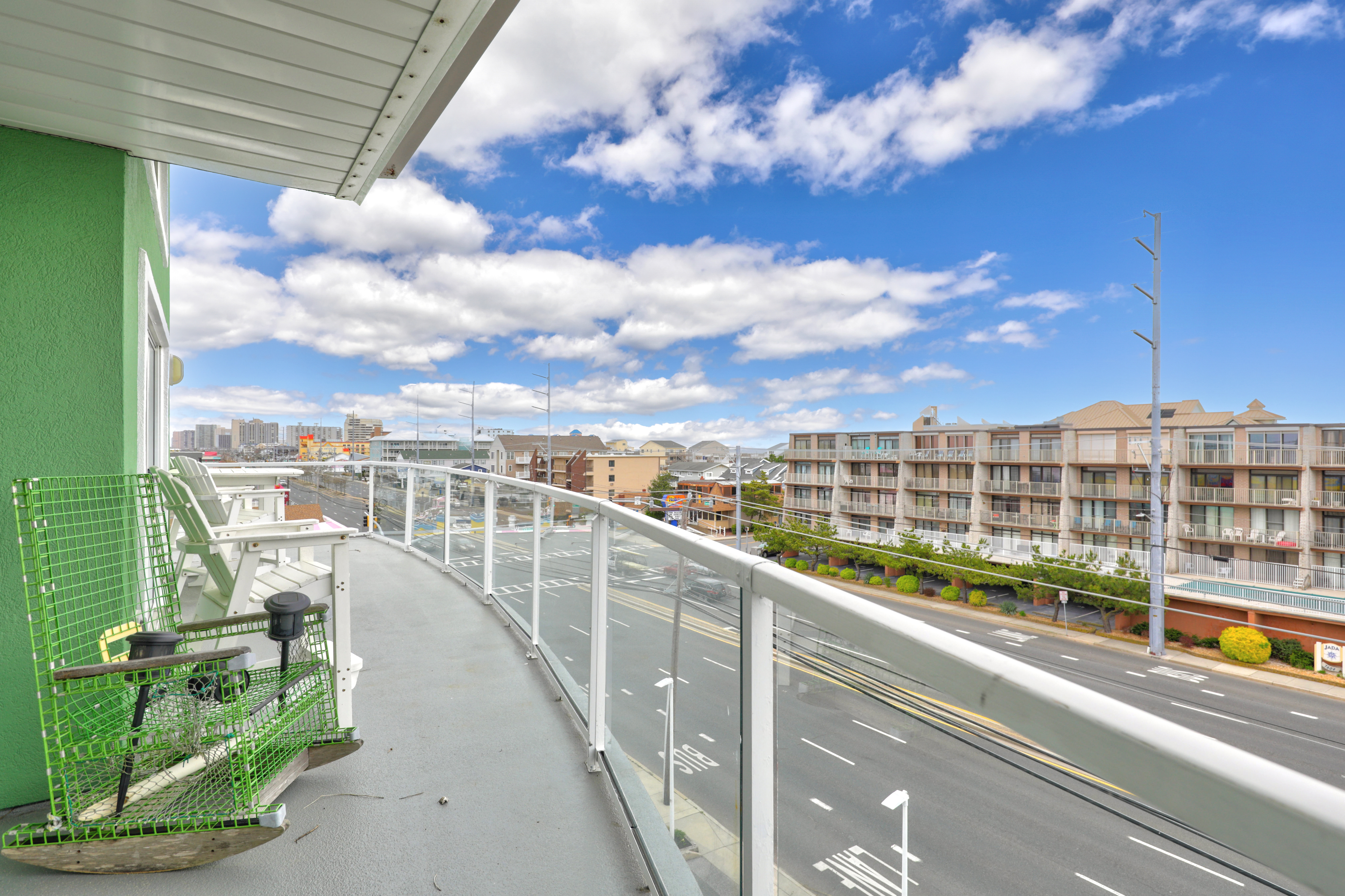 Views like this make Coral Seas the perfect Home for Car Show events!