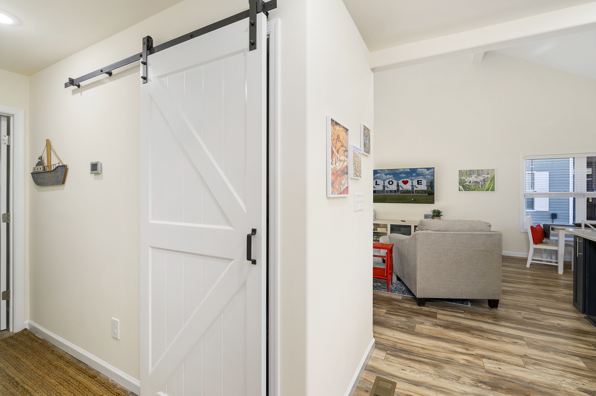 We just love the layout of Shellfish Time.