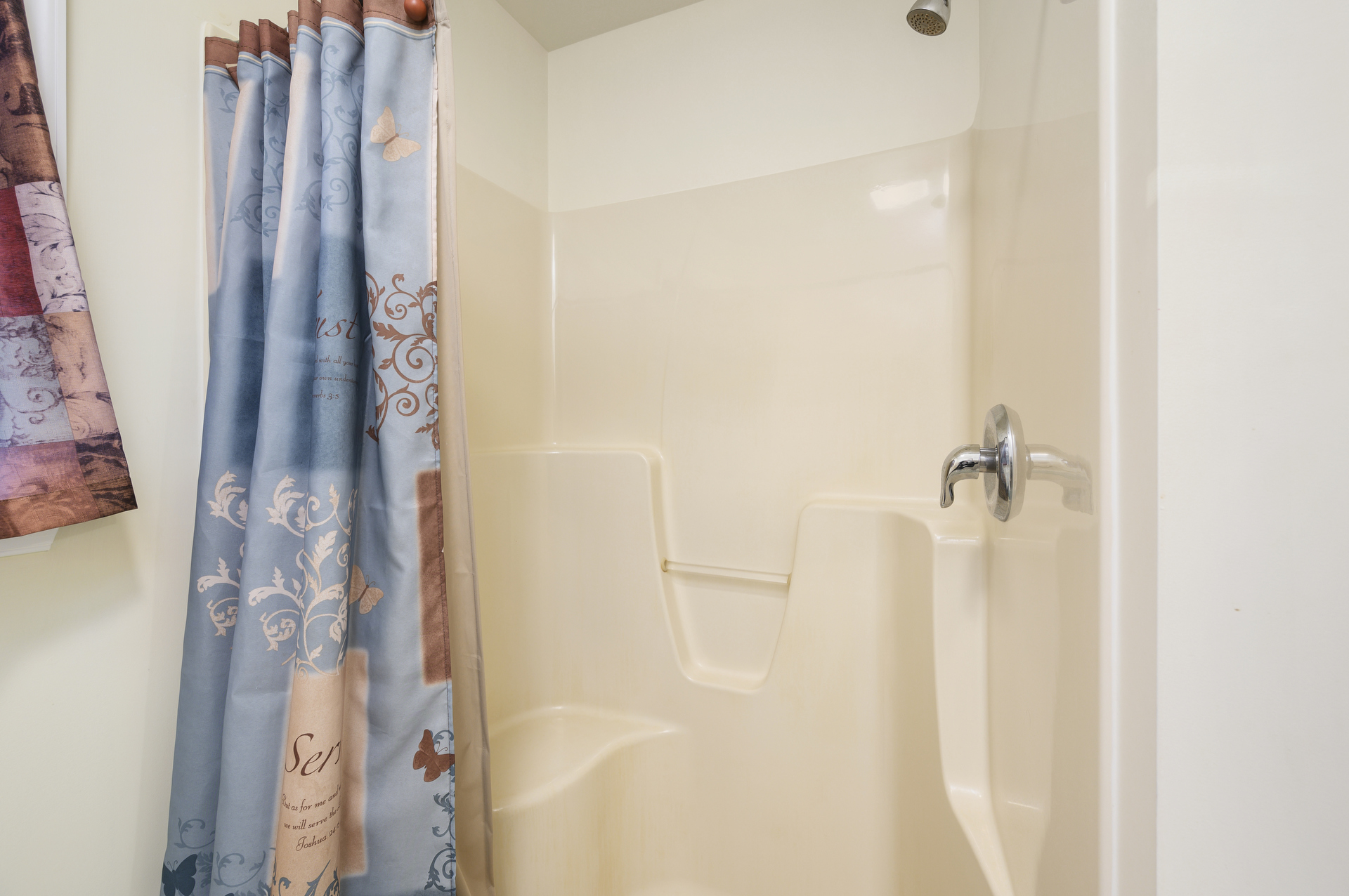 Master Bath also has a Walk-in Shower.