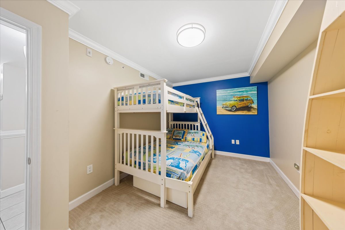 Adorned in Bright & Tropical Blues, you'll always feel like you're on Island Time!