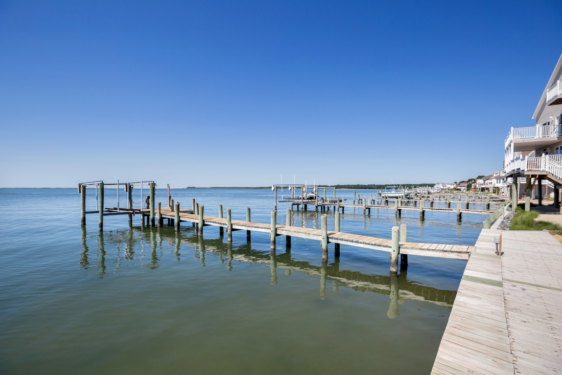 It doesn't get more Waterfront than this!