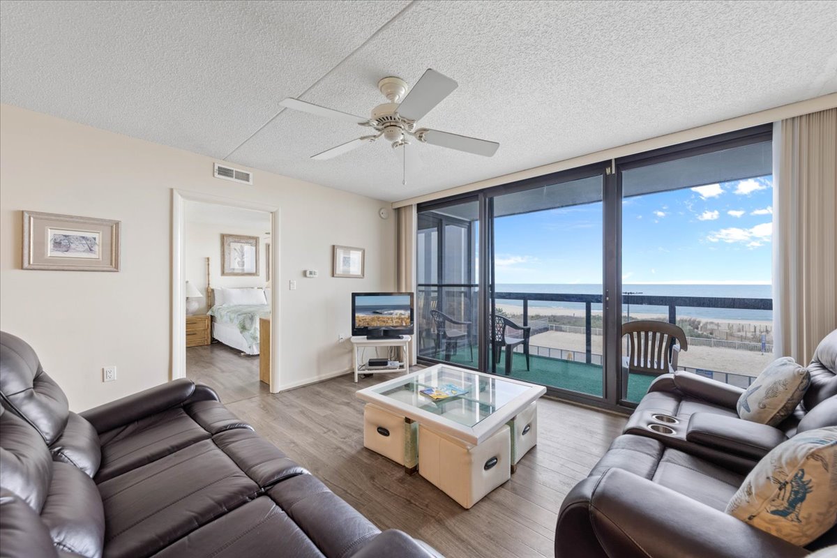 Relax in the AC and enjoy Free Wi-Fi and Flat Screen TV!