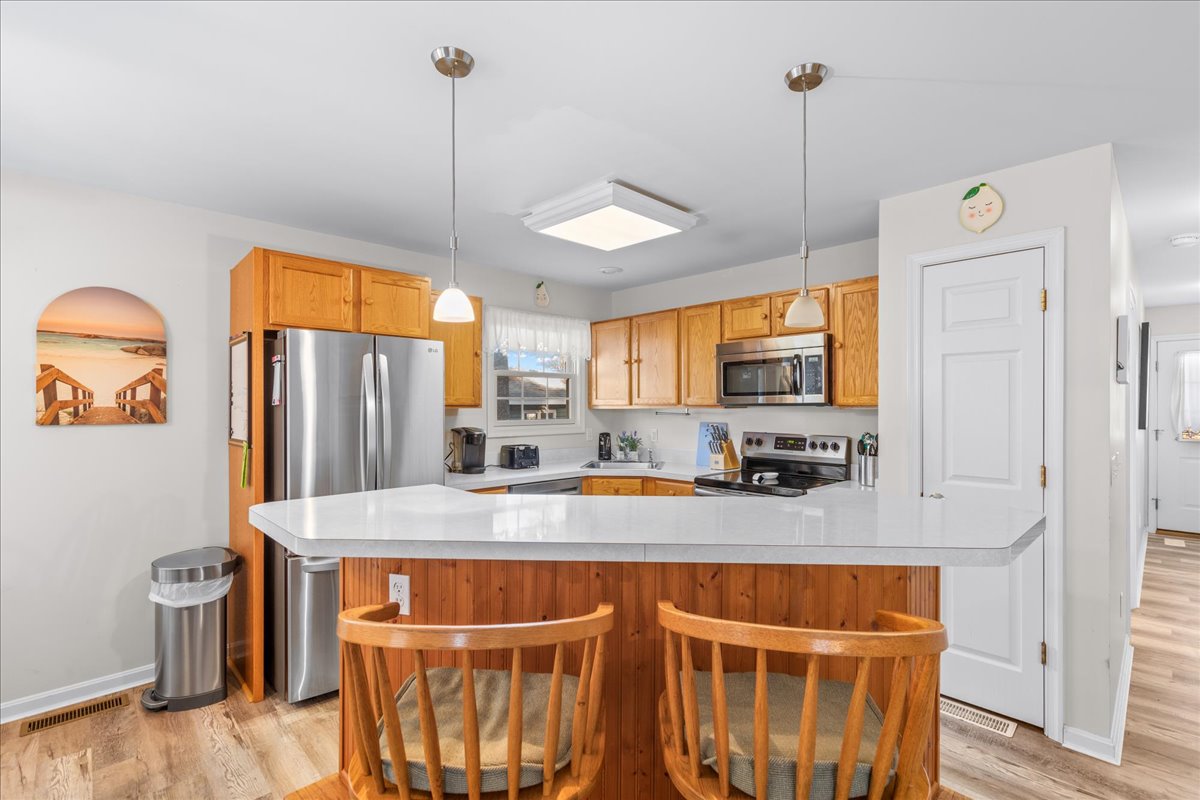 Grab a quick bite at the Breakfast Bar before searching for Wild Ponies!