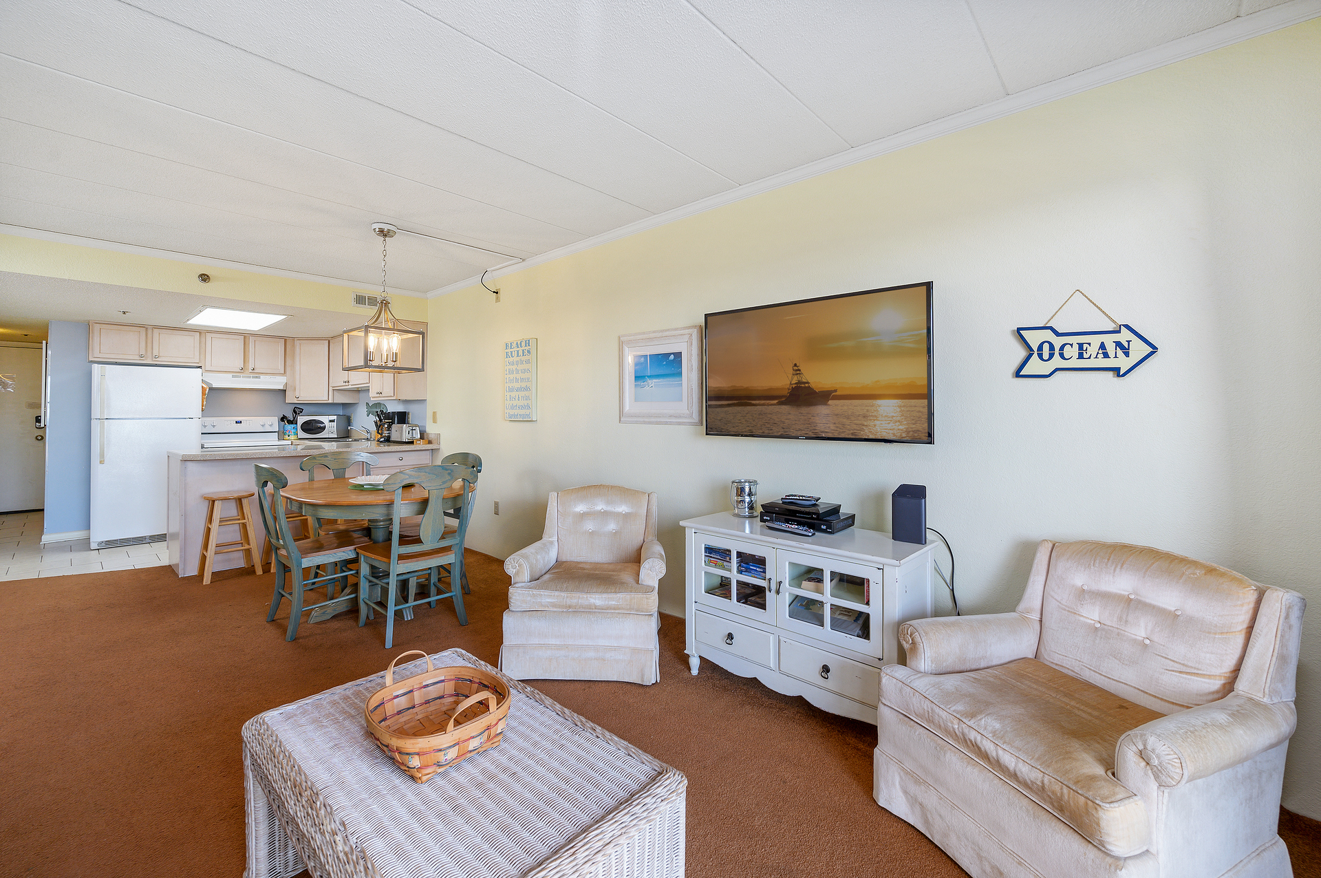 Additional seating makes down time cozy