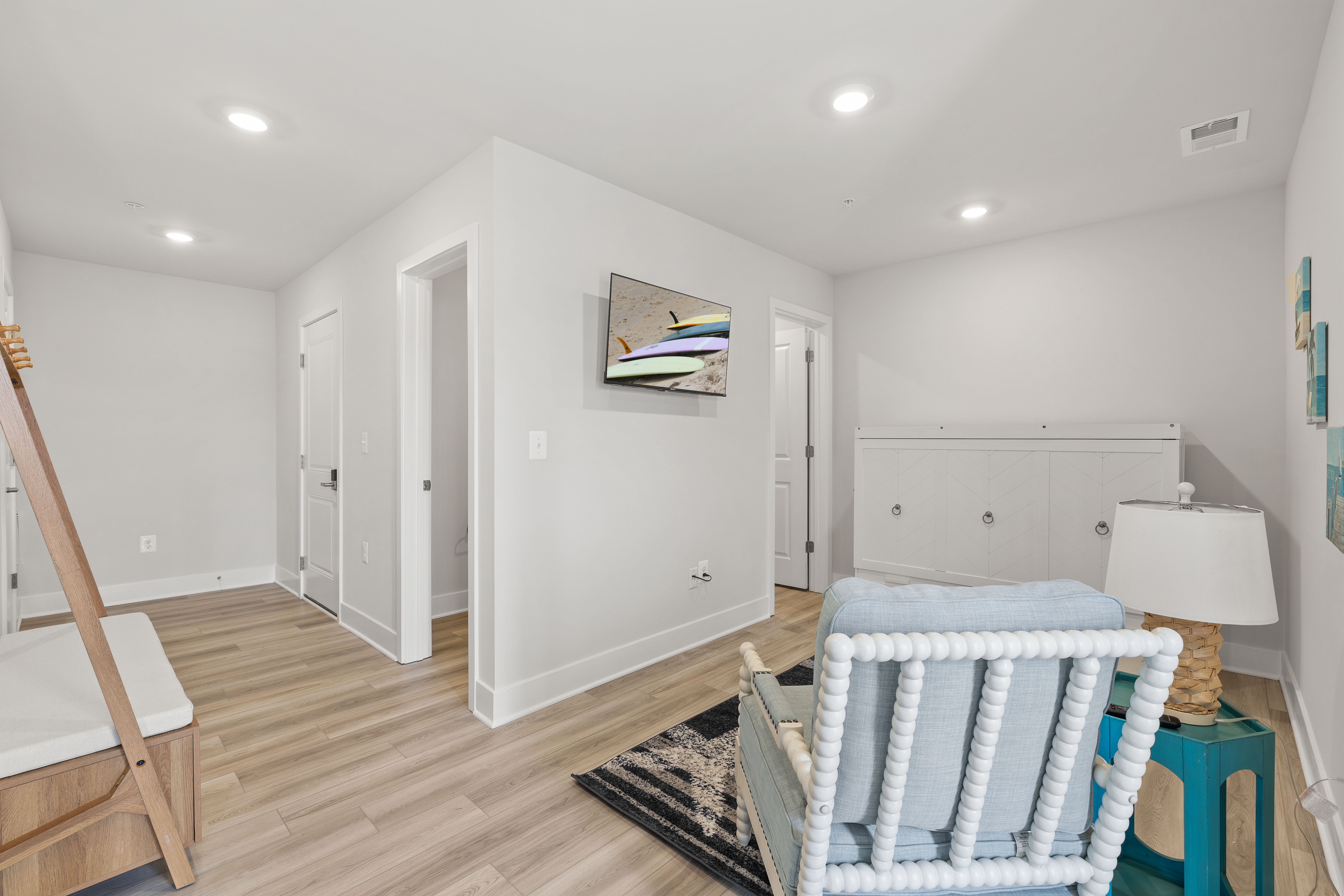 The Murphy Bed offers addition sleeping options.