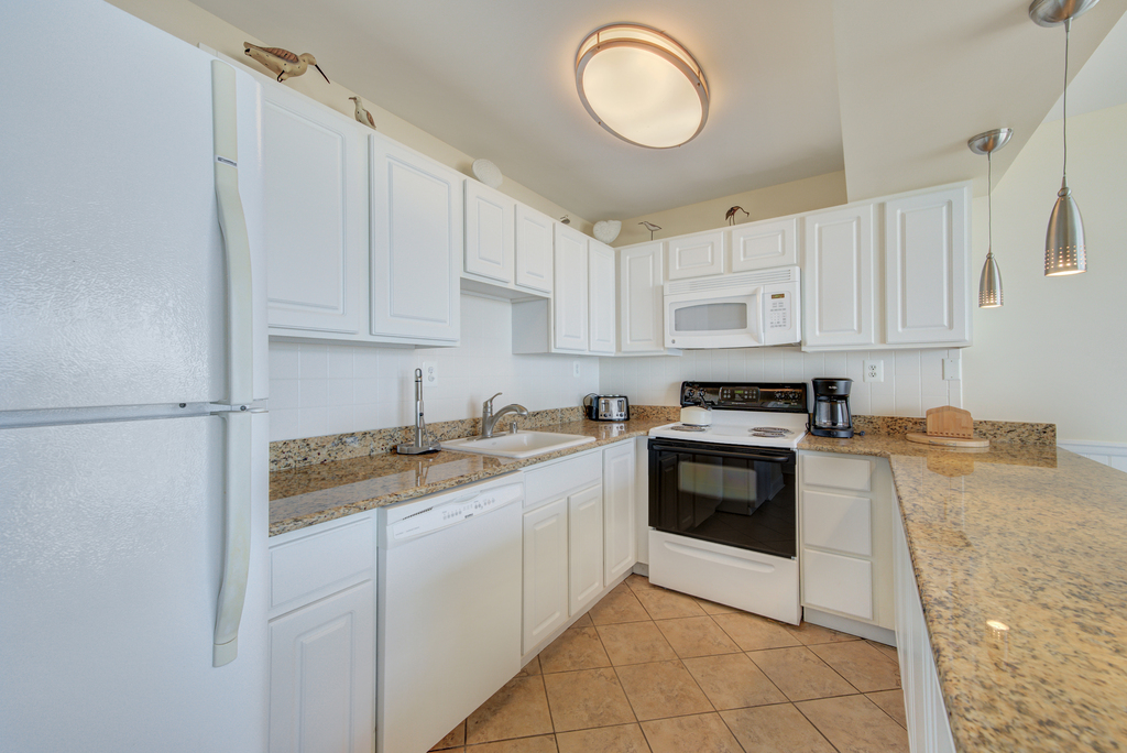 The Chef in your family will love the open area - never missing a moment!