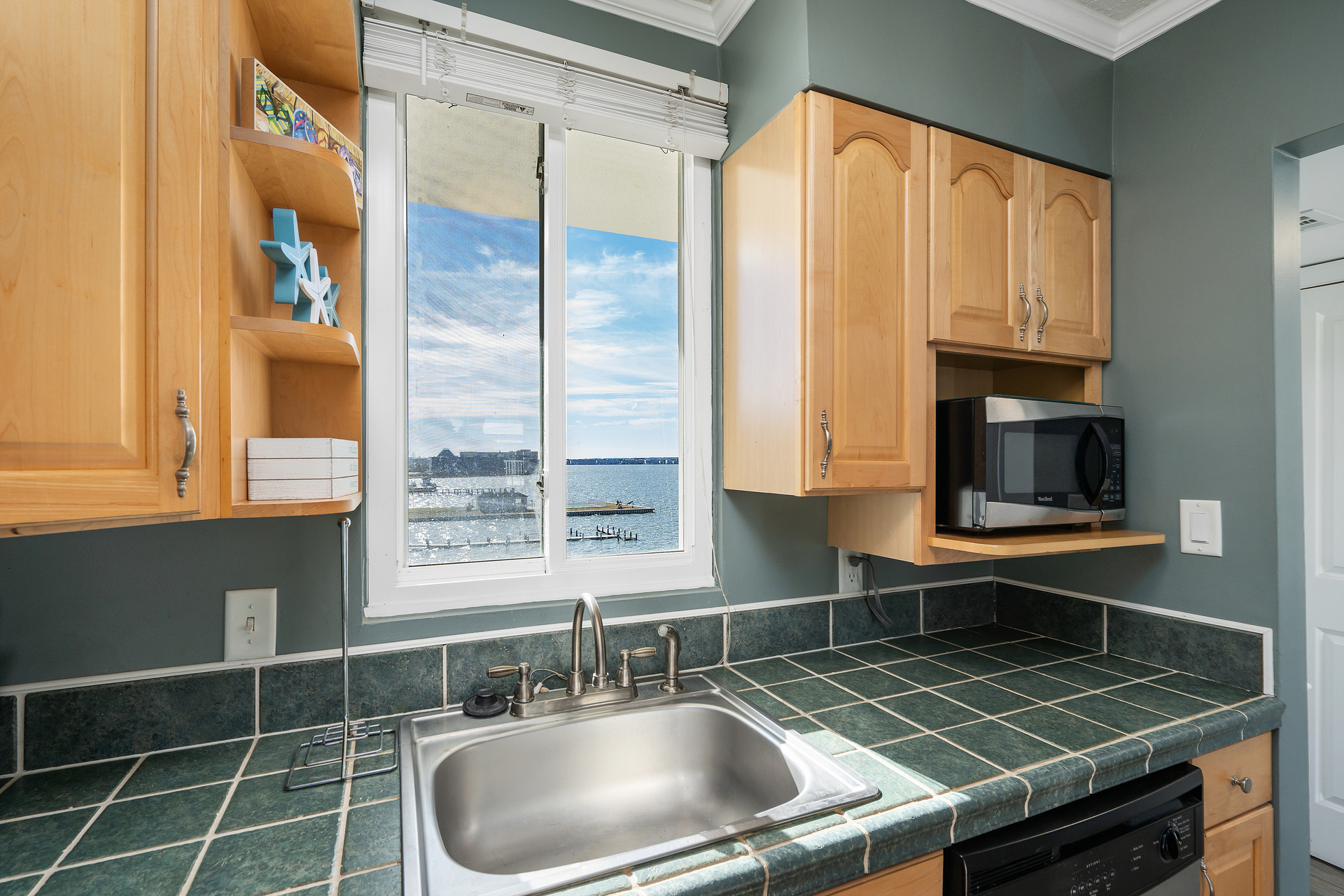Enjoy the Luxury of Bay Views even while in the Kitchen!