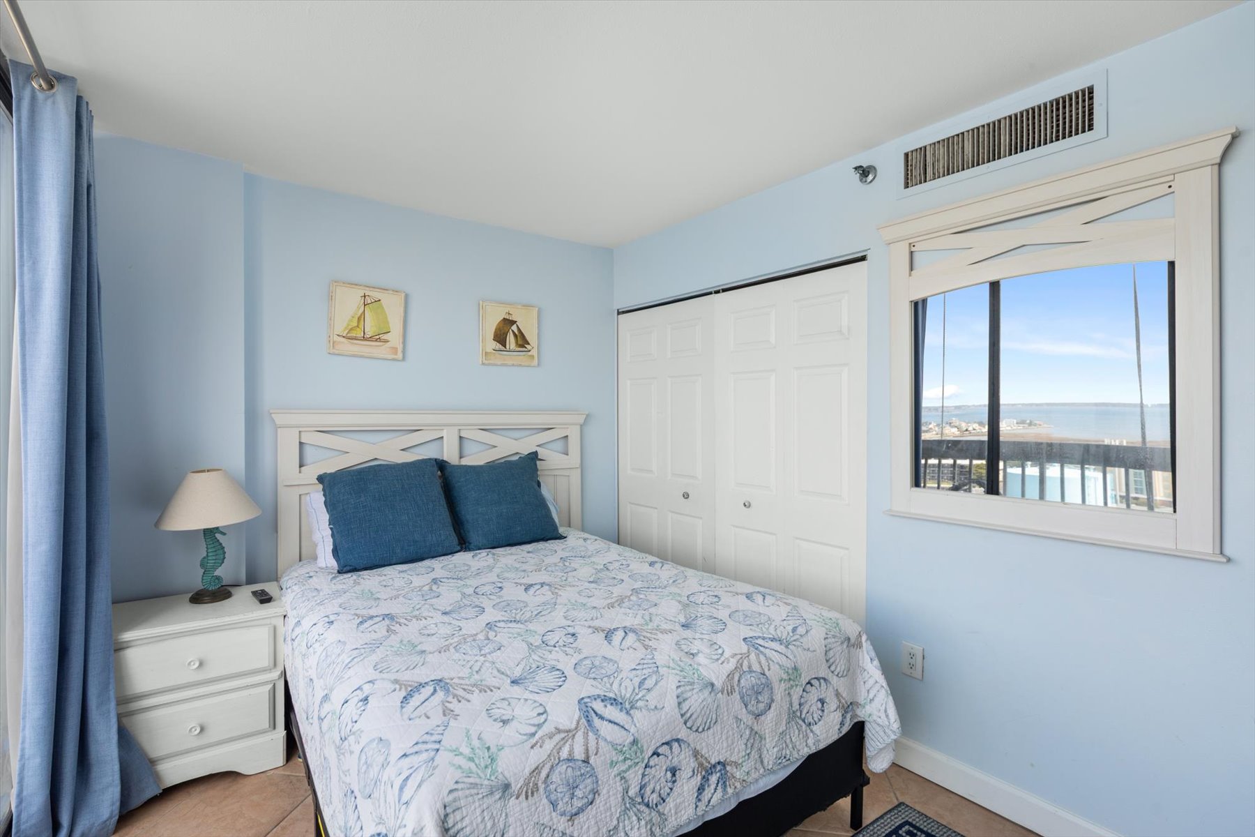 Nautical decor keeps you dreaming of the beach.