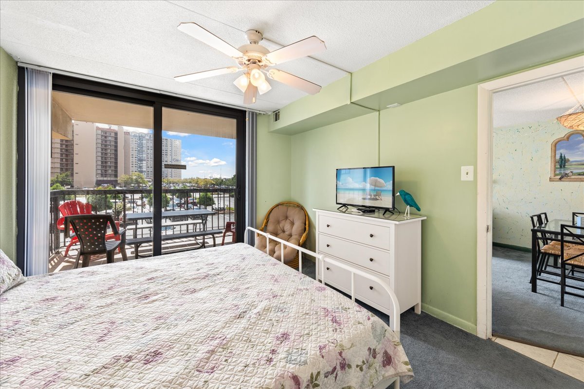 With Private Balcony Access, you can slip out to stargaze while the rest of your family slumbers!