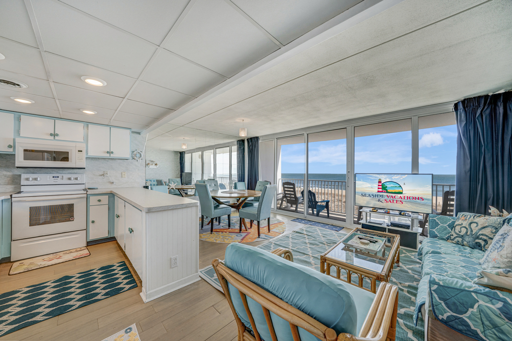 Sea Gate 209 has an open layout, with lots of natural light and comfy furnishings to sink into!