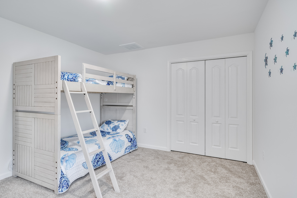 Bedroom 4 sleeps 2 with a Twin Bunkbed.