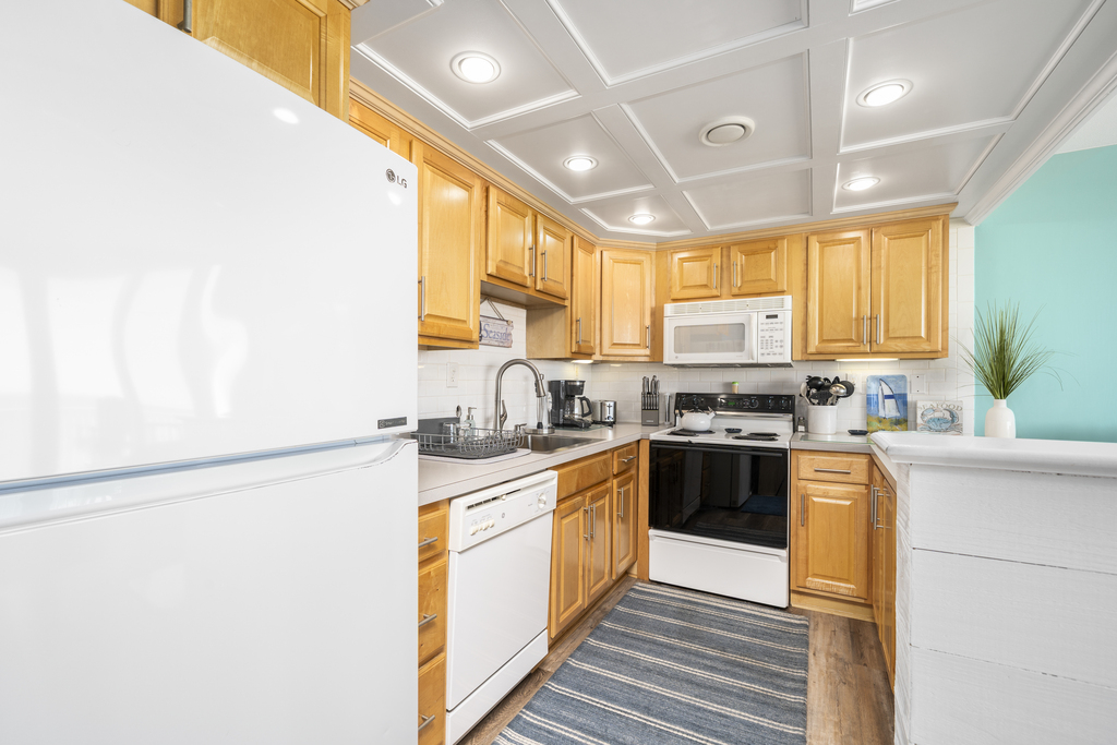 The Light, Bright & Open Kitchen is sure to be a Chef's Dream!